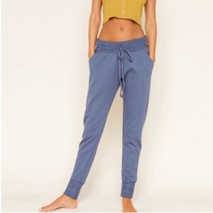 Free People Blue Sunny Relaxed Joggers size Small